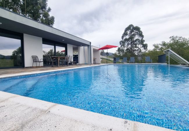 Villa em Carvalheira - Ref. 322315