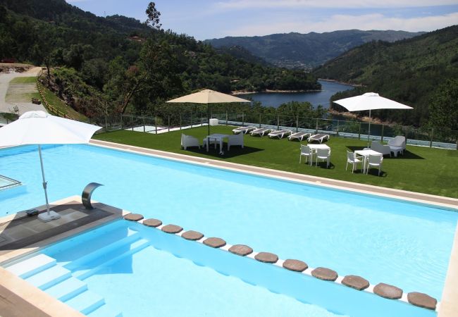 Quarto em Vieira do Minho - Ref. 370184