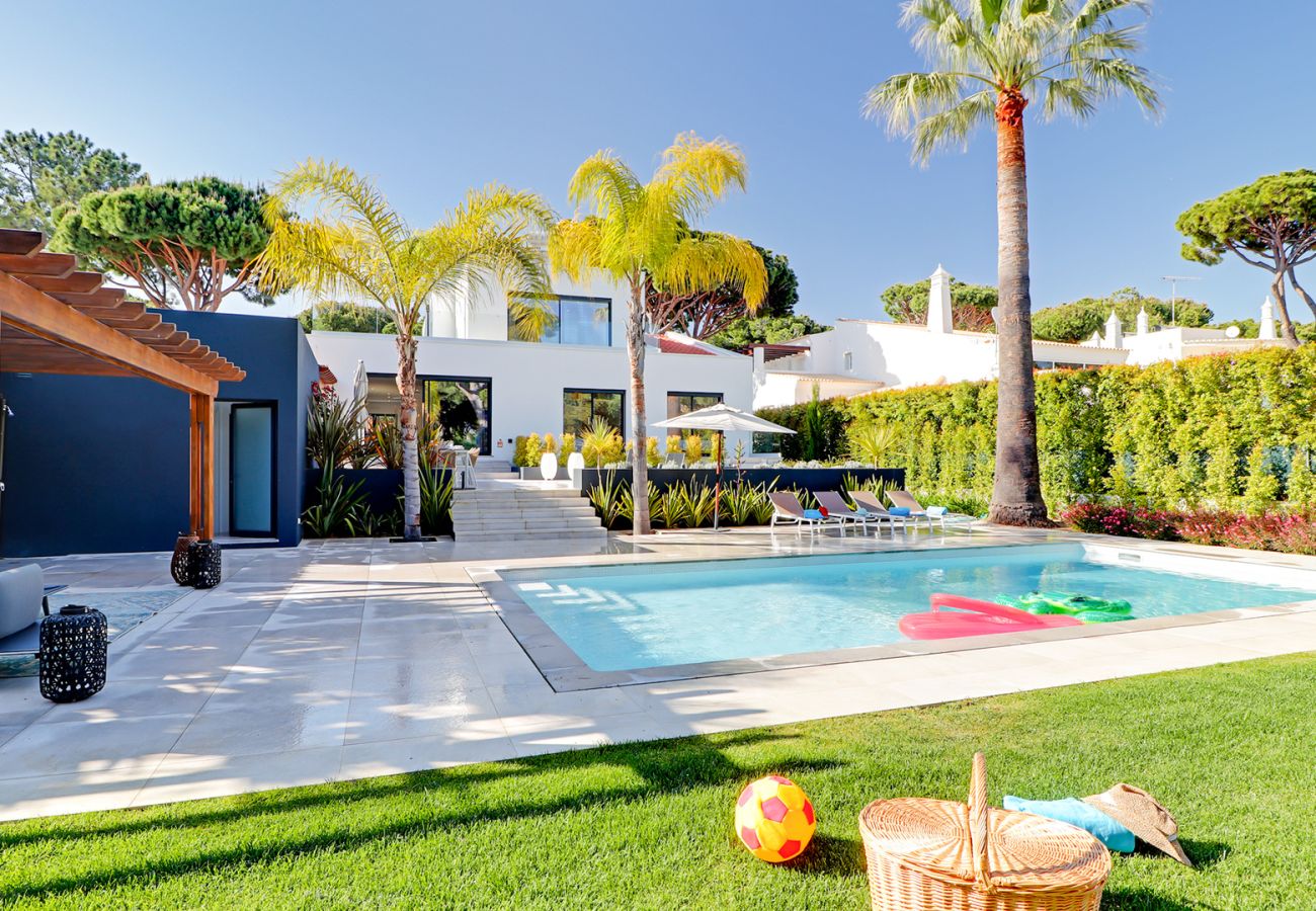 Villa em Vilamoura - Ref. 347428