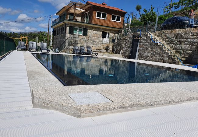 Casa em Vieira do Minho - Ref. 373526