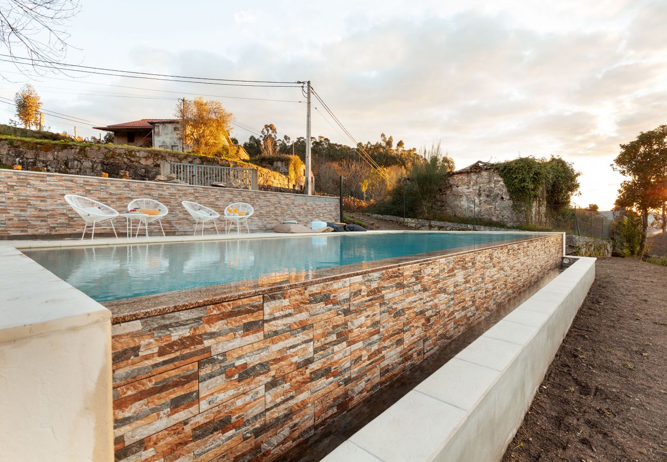 Cottage in Amares - Ref. 160832