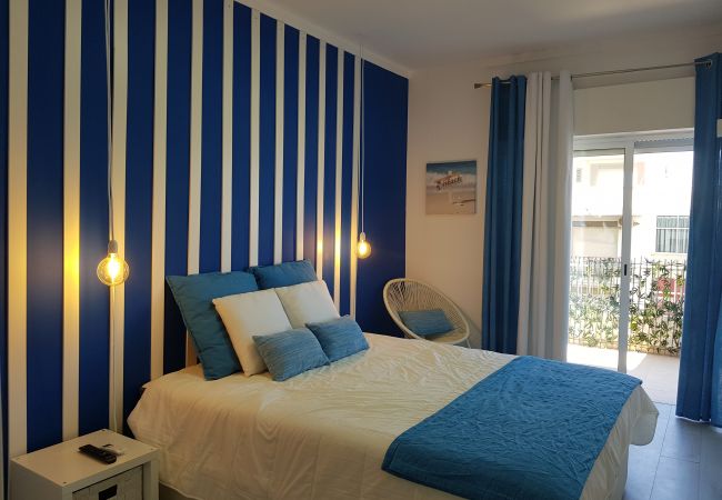 Apartment in Quarteira - Ref. 354953