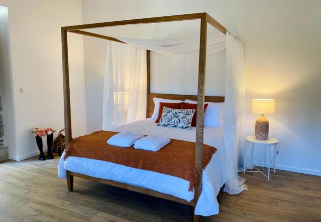Modern room Quinta do Ribeiro Modern Room Farm Pool Nature Mountain