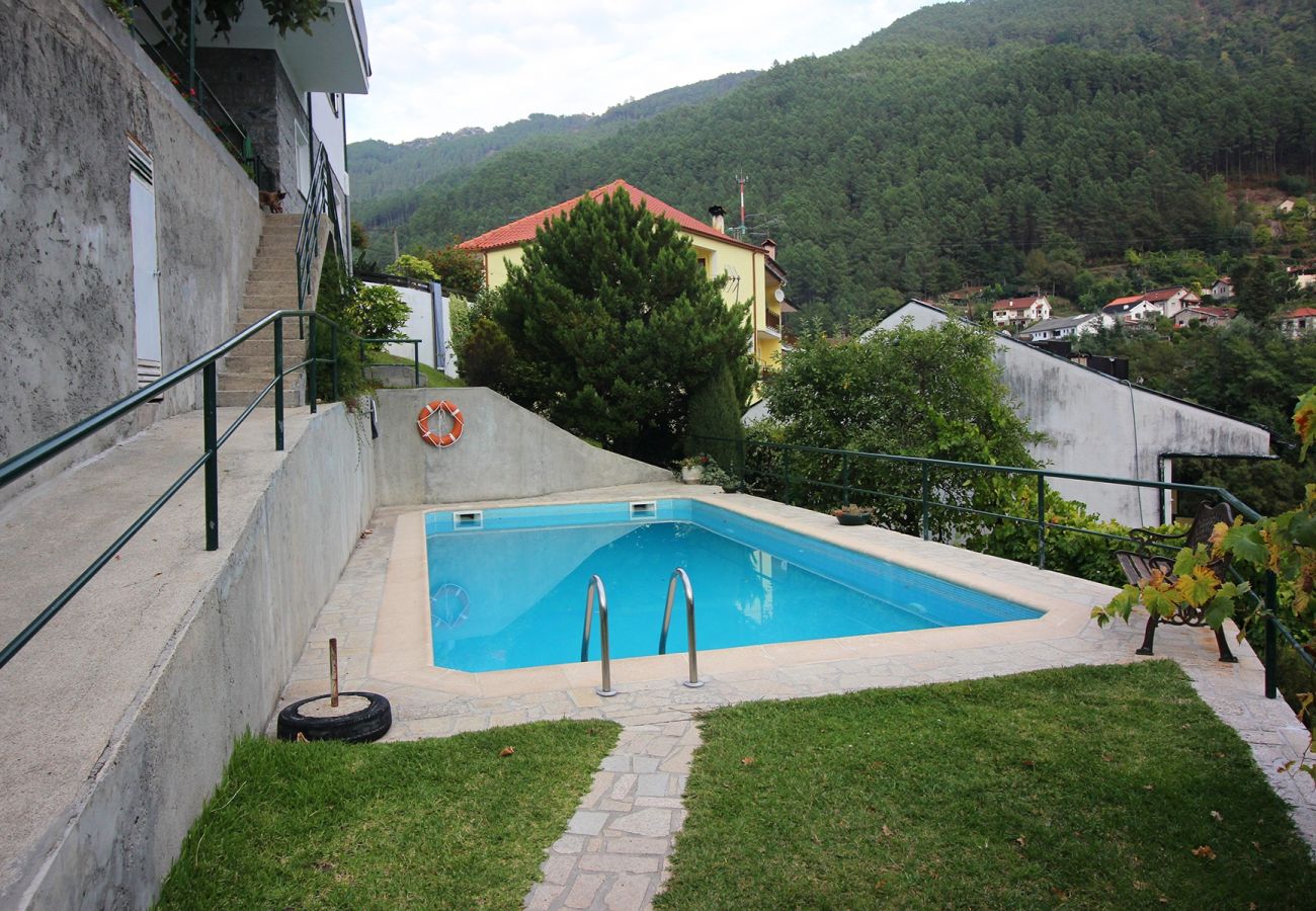 Casa en Gerês - Ref. 169237