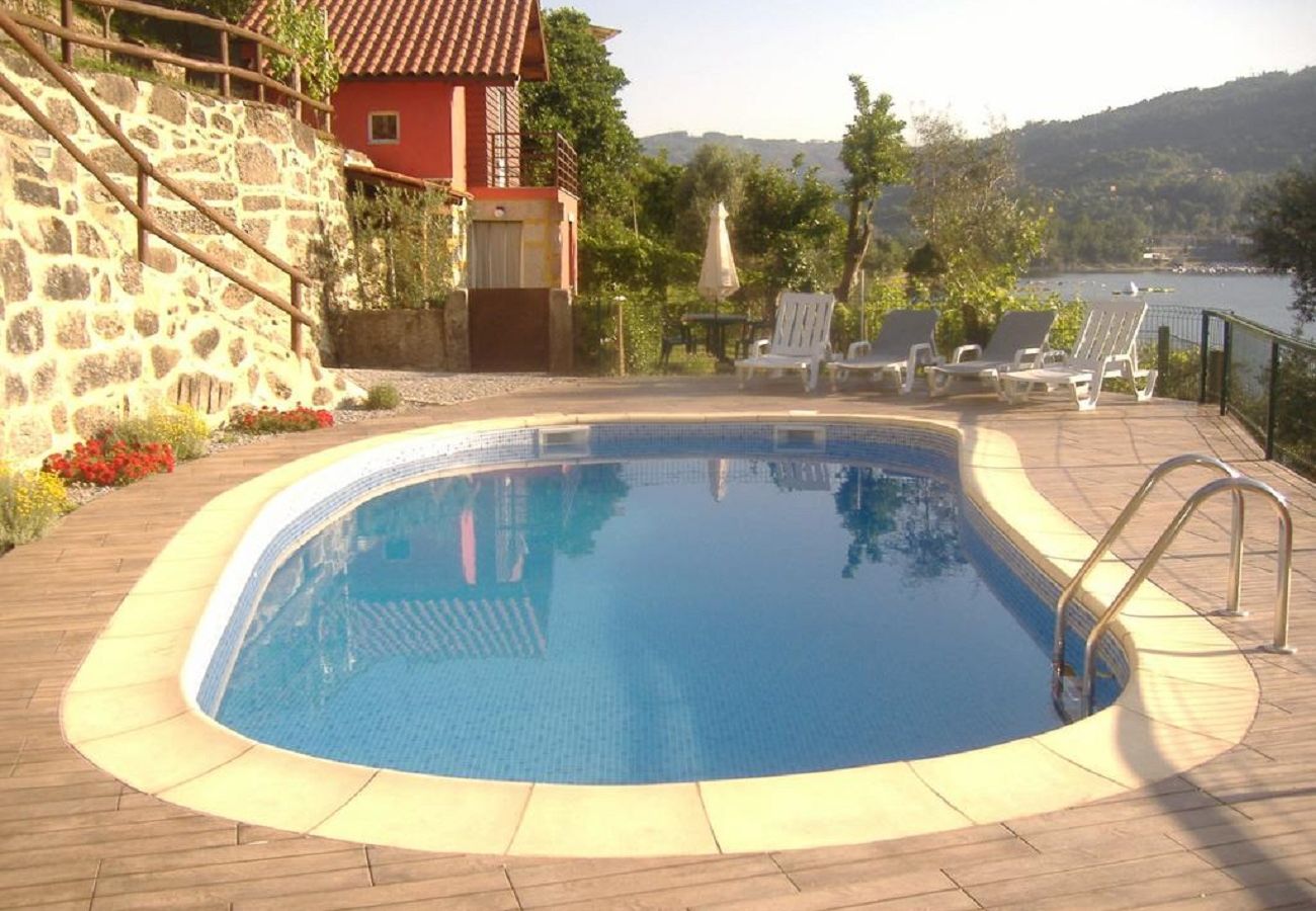 Casa en Gerês - Ref. 145766