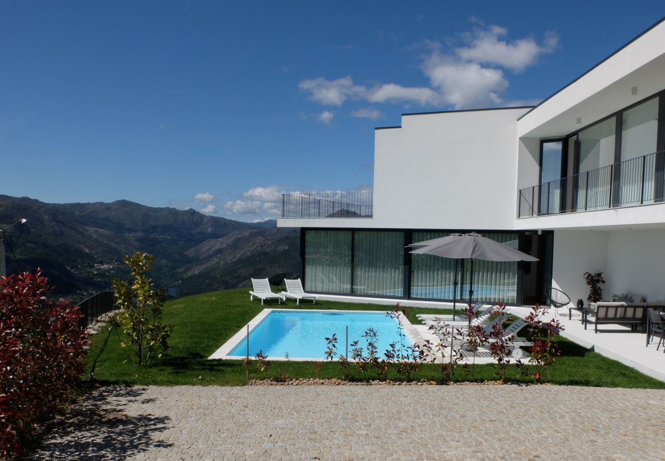 Maison à Vieira do Minho - Réf. 286105