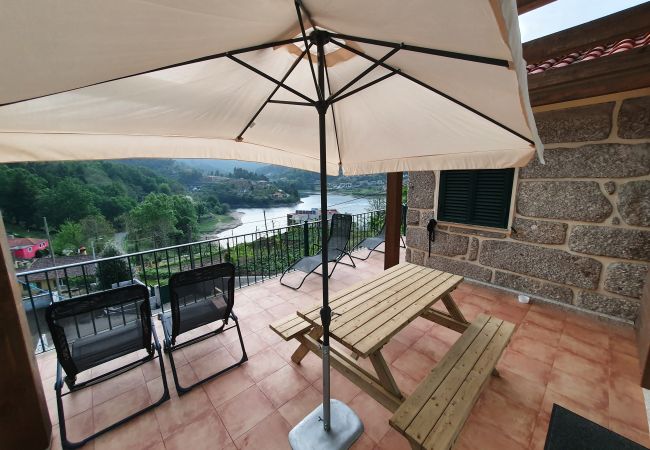 Maison à Vieira do Minho - Réf. 373528