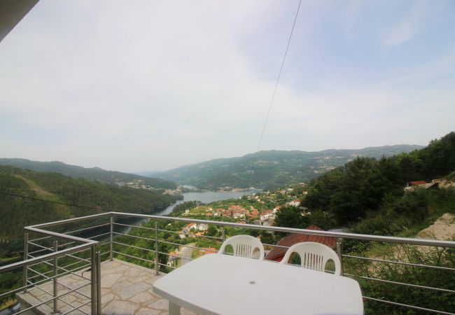 Gîte Rural à Gerês - Réf. 562087